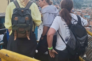 Medellín: Recorrido por la Comuna 13, historia, guía local y teleférico