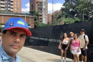 Wycieczka po dzielnicy Comuna 13 w Medellín, doświadczenie premium