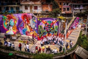 Wycieczka po dzielnicy Comuna 13 w Medellín, doświadczenie premium