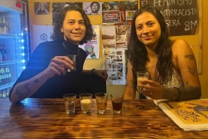 Medellín: Comuna 13-Tour mit Verkostung traditioneller Getränke