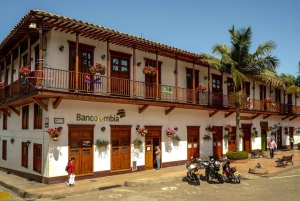 Medellin; Eventyr i den østlige del af landet, magiske landsbyer, orkideer og landskaber