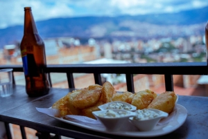 Medellín: empanada-kookles met een lokale chef-kok in Comuna 13