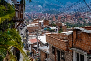 Medellín: empanada-kookles met een lokale chef-kok in Comuna 13