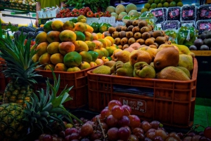 Medellín: Exotic fruits and explore the local markets