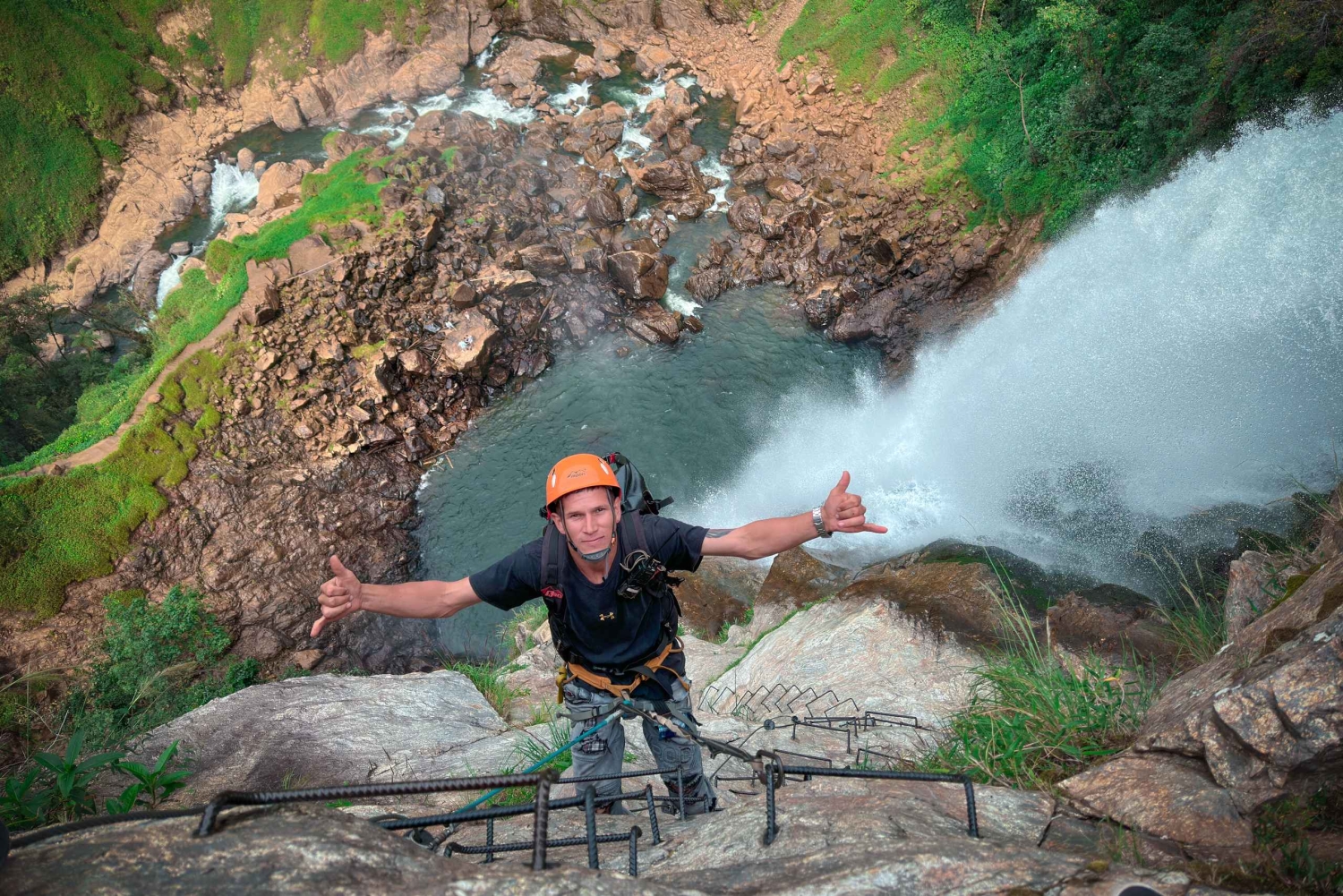 MEDELLÍN: EXPERIMENTE A TIROLESA MAIS ALTA DE TODA A COLÔMBIA!