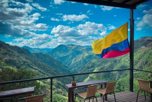 MEDELLÍN: EXPERIMENTE A TIROLESA MAIS ALTA DE TODA A COLÔMBIA!