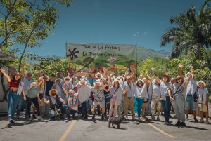 Medellin: Fruit Tour with tastings, nature and animals.