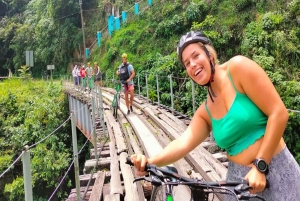 Medellín: Heldags terrengsykkeltur med lunsj