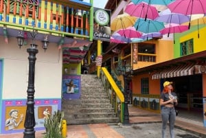 MEDELLÍN: GUATAPÉ, EL PEÑOL + VARJOLIITO!