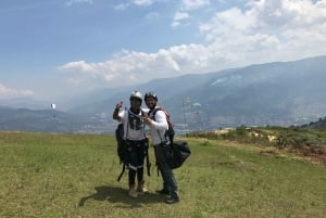 MEDELLÍN: GUATAPÉ, EL PEÑOL + VARJOLIITO!