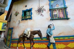 MEDELLÍN: GUATAPÉ, EL PEÑOL + VARJOLIITO!