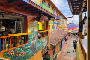 MEDELLÍN: GUATAPÉ, EL PEÑOL + VARJOLIITO!