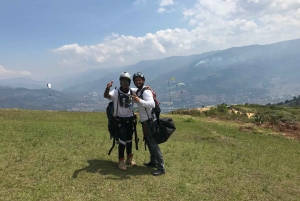 MEDELLÍN: GUATAPÉ, EL PEÑOL + PARAPENDIO!