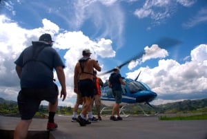 Medellín: Guatapé Private Tour with Helicopter & Boat Ride