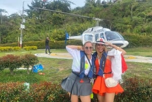Medellín: Guatapé Private Tour with Helicopter & Boat Ride