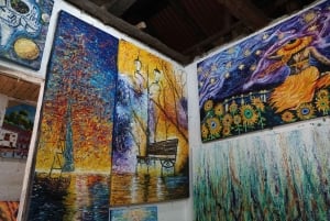 Medellín: Guatapé Private Tour with Helicopter & Boat Ride