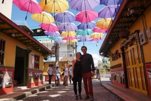 Medellín: Guatapé Private Tour with Helicopter & Boat Ride