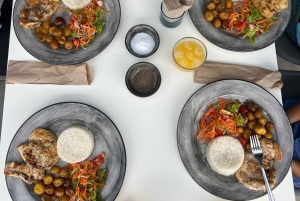 Medellin: Guatapé Tour met Penol Rock Ticket & Boottocht