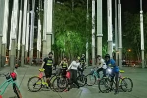 Medellín: Guided City Bike Tour