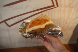 Medellín: Guided Street Food Tour with Tastings (El Poblado)