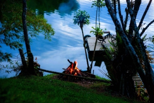 Medellin: Guided Tour to Guatape & 1-Night Lakeside Glamping