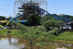 Medellín: Nápolesin Hacienda-safaripassi