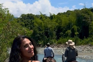 Medellín: jazda konna, glamping i pobyt w finca z widokiem 360°