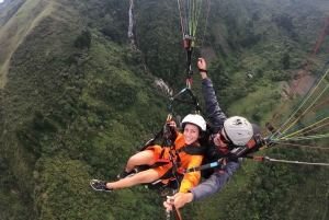 Bello: Paragliding in Medellín with Videos and Photos