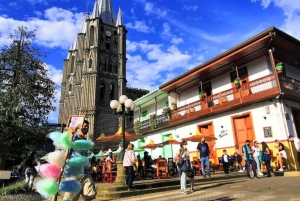 МЕДЕЛЬИН: ЭКСКУРСИЯ ПО САДУ + АНДЫ (ПАНОРАМНЫЙ ВИД) + ФЕРМА ПО ВЫРАЩИВАНИЮ ФОРЕЛИ