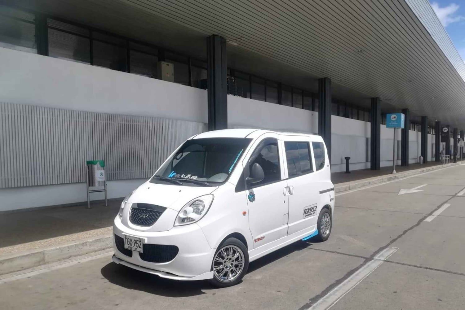 Medellín: traslado privado al aeropuerto José María Córdova