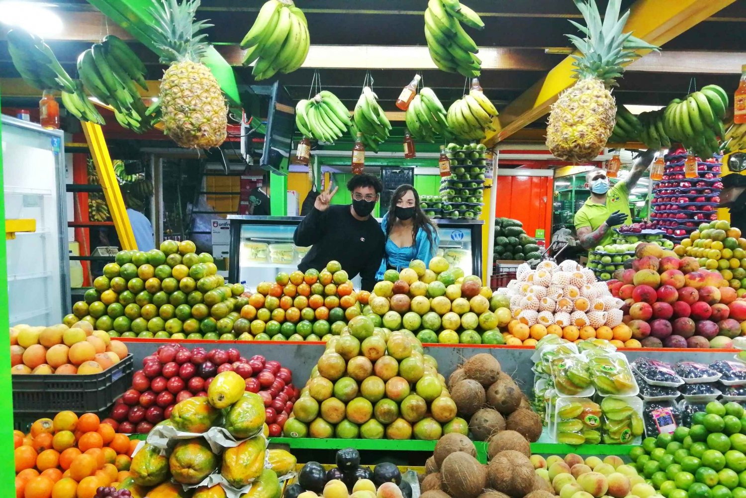 Medellin: Rundtur på den lokala marknaden med provsmakning av exotiska frukter