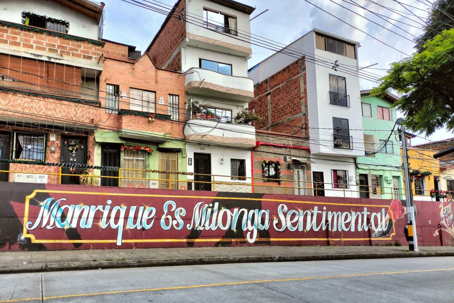 Medellín: musikk, dansetimer og ølsmaking