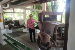 Medellín: Pablo Escobar Hacienda Napoles - całodniowa wycieczka