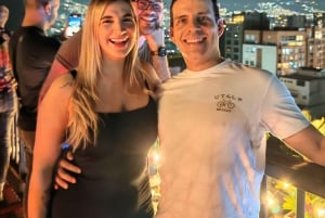 メデジン：秘密の屋上＆隠れ家クラブ ナイトツアー