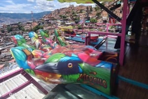 Medellín: Yksityinen kaupunkikierros, paikallisia nähtävyyksiä ja Comuna 13