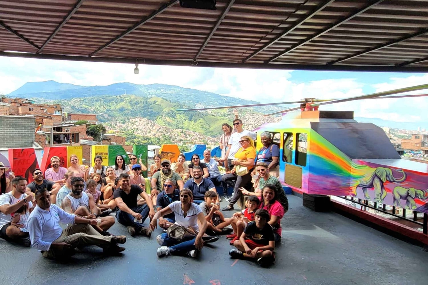 Medellín: Prywatna wycieczka po mieście z Metrocable i Comuna 13