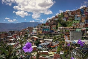 Medellín: tour por la ciudad con Metrocable y Comuna 13