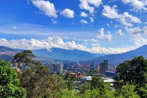 Medellín: Prywatna wycieczka po mieście z Metrocable i Comuna 13