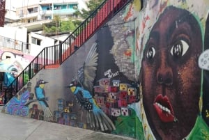 Medellín: Prywatna wycieczka po mieście z Metrocable i Comuna 13