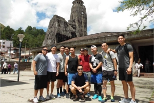 Medellín: Private Guatapé Tour mit Frühstück, Mittagessen und Kreuzfahrt