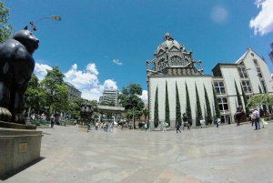 Medellin: Privé Museumrondleiding met Ophalen Hotel