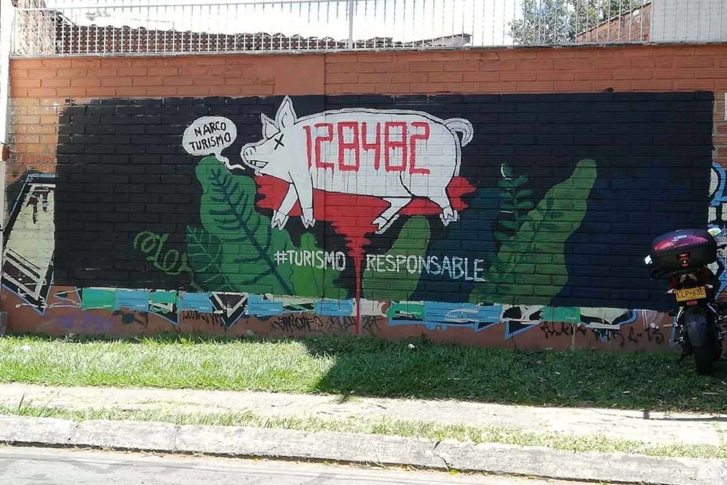 Medellín: Private Pablo Escobar i Comuna 13 Tour