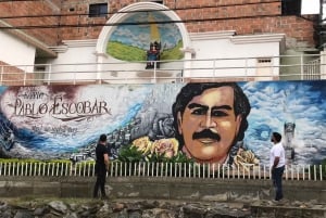 Medellín: Privat Pablo Escobar-tur med taubanetur