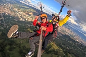 Medellín, San Felix: Paragliding-tur over byen