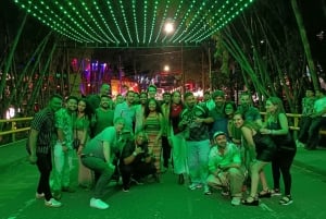 Medellín : visite nocturne des toits secrets et des clubs cachés