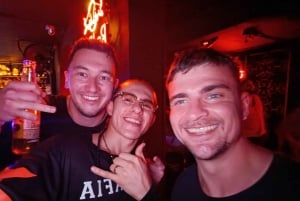 Medellín : visite nocturne des toits secrets et des clubs cachés