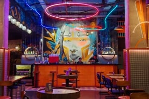 Medellín : visite nocturne des toits secrets et des clubs cachés