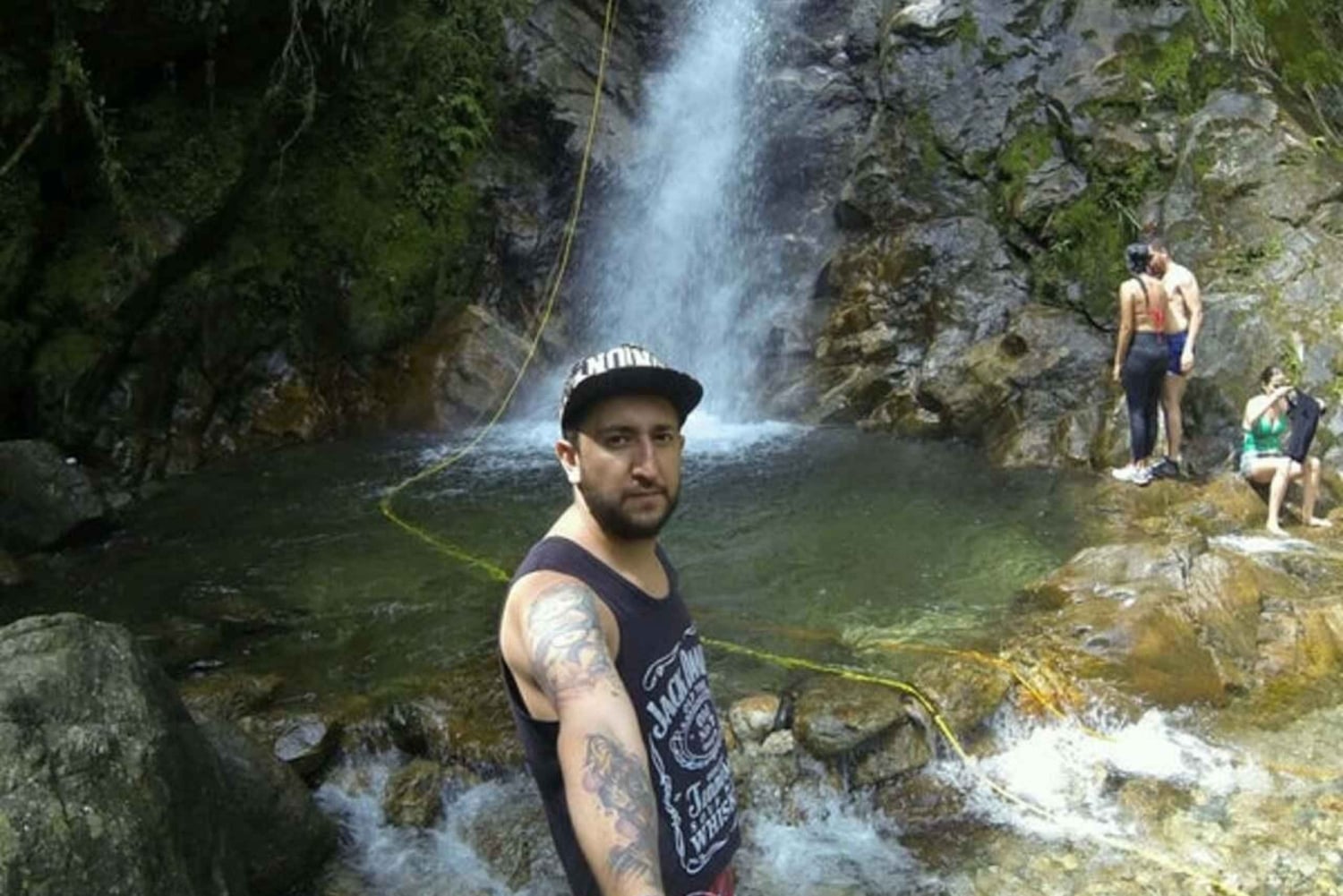 Medellín: Salaisen vesiputouksen vaellusretki välipalan ja kahvin kera