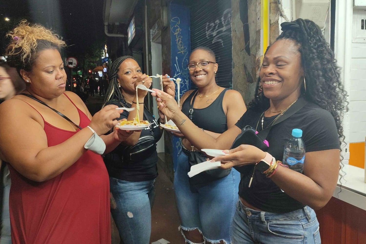 Medellin: Street Food and Poblado Rooftop Tour with a Local
