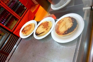 Medellin: maistelua katuruoasta El Pobladon katoilla